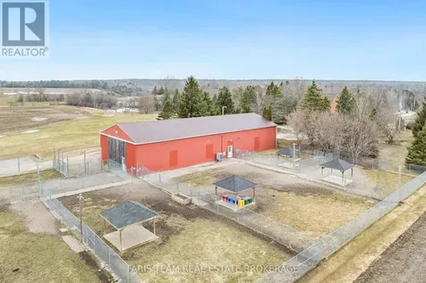 301 Concession 4 Road East Tiny ON L0L 2T0