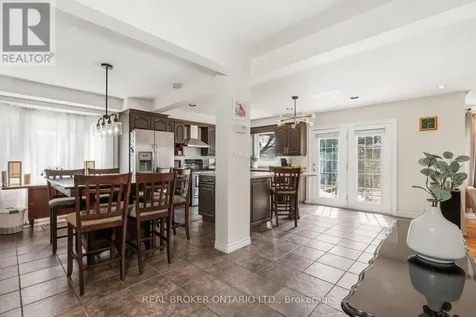 18 Cotswold Court Halton Hills (georgetown) ON L7G 5E5