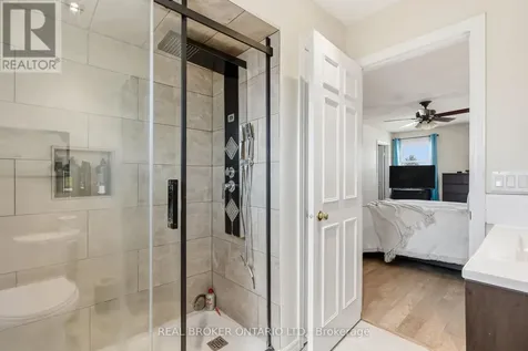 18 Cotswold Court Halton Hills (georgetown) ON L7G 5E5