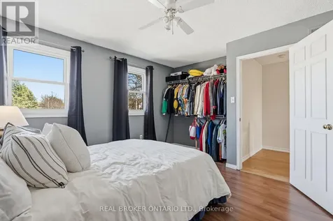 18 Cotswold Court Halton Hills (georgetown) ON L7G 5E5