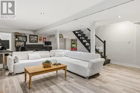 18 Cotswold Court Halton Hills (georgetown) ON L7G 5E5