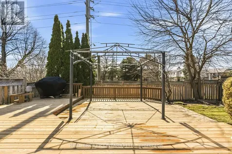 18 Cotswold Court Halton Hills (georgetown) ON L7G 5E5