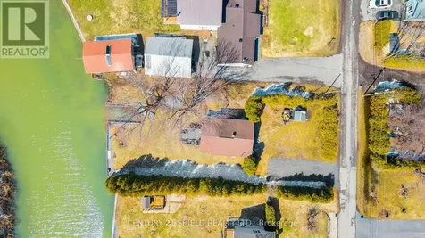 6220 164th Avenue South Glengarry ON K0C 1E0