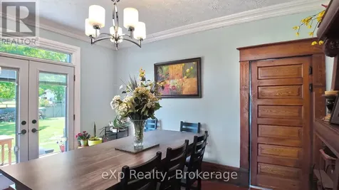 21 William Street North Minto ON N0G 1M0
