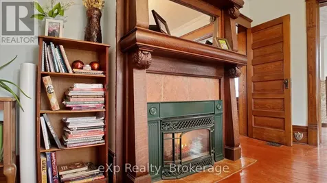 21 William Street North Minto ON N0G 1M0