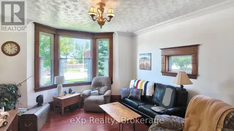 21 William Street North Minto ON N0G 1M0