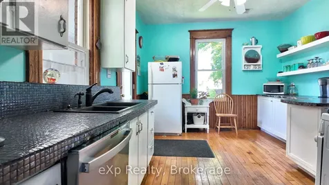 21 William Street North Minto ON N0G 1M0