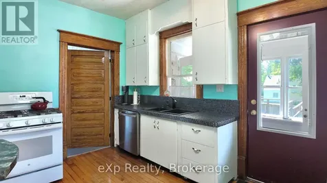 21 William Street North Minto ON N0G 1M0