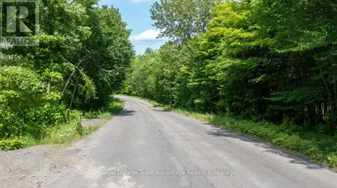 40 Sunnyshore Park Drive Mckellar ON P2A 0B5