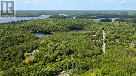 40 Sunnyshore Park Drive Mckellar ON P2A 0B5