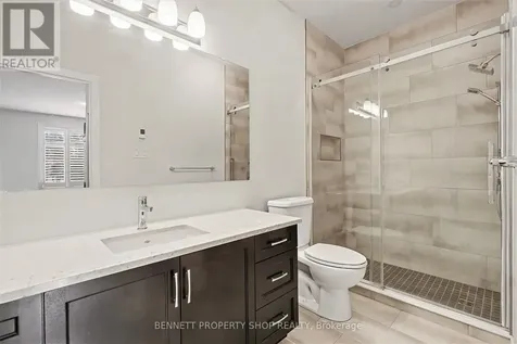 621 Enclave Lane Clarence-rockland ON K4K 0M8