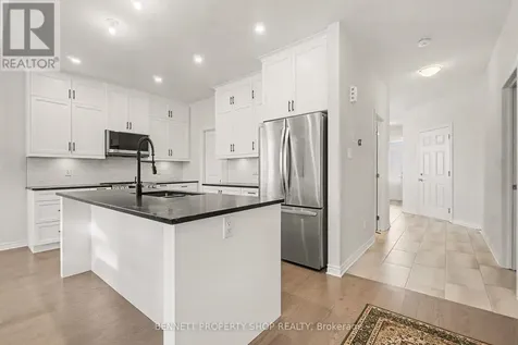 621 Enclave Lane Clarence-rockland ON K4K 0M8