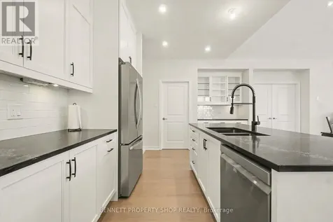 621 Enclave Lane Clarence-rockland ON K4K 0M8