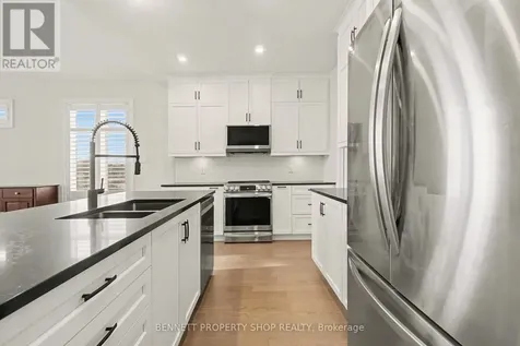 621 Enclave Lane Clarence-rockland ON K4K 0M8