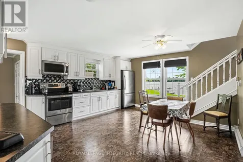88 R12 Road Rideau Lakes ON K0G 1L0