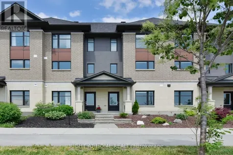 520 Silvertip Lane Ottawa ON K2T 0H7