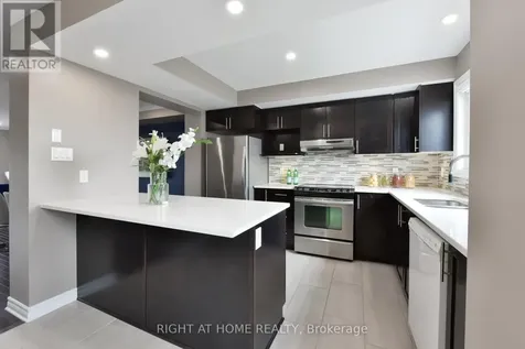 520 Silvertip Lane Ottawa ON K2T 0H7