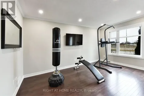 520 Silvertip Lane Ottawa ON K2T 0H7