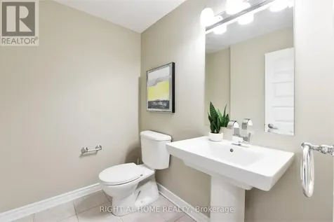 520 Silvertip Lane Ottawa ON K2T 0H7