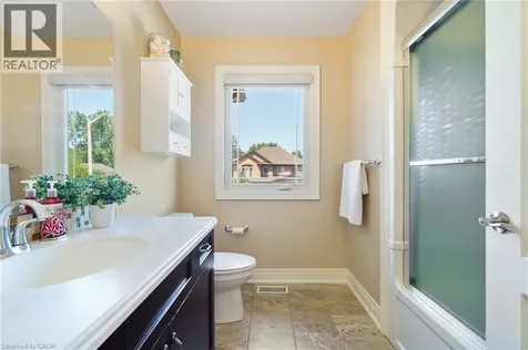 8952 Black Forest Crescent Niagara Falls ON L2H 0M8