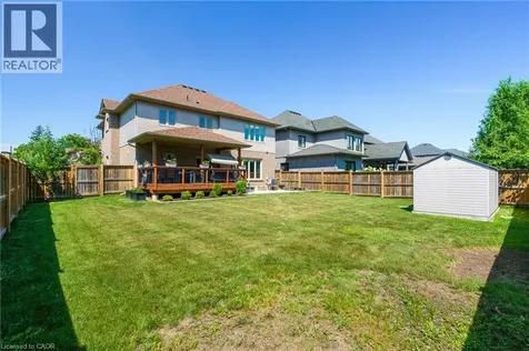8952 Black Forest Crescent Niagara Falls ON L2H 0M8