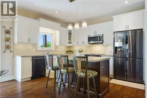 8952 Black Forest Crescent Niagara Falls ON L2H 0M8