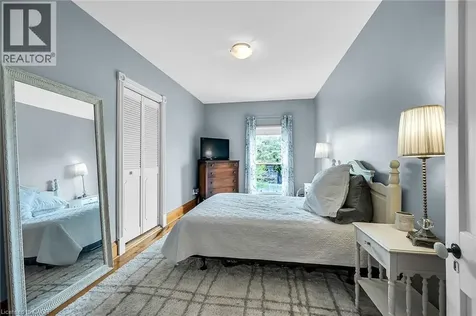 141 Mount Albion Road Hamilton ON L8K 5S7