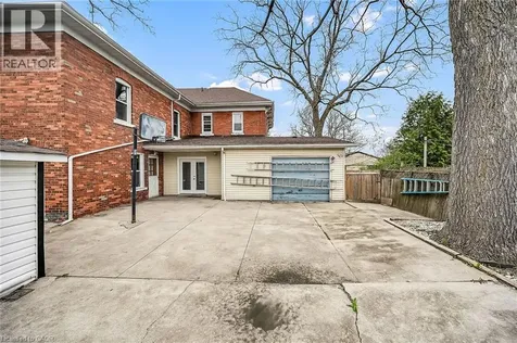 141 Mount Albion Road Hamilton ON L8K 5S7