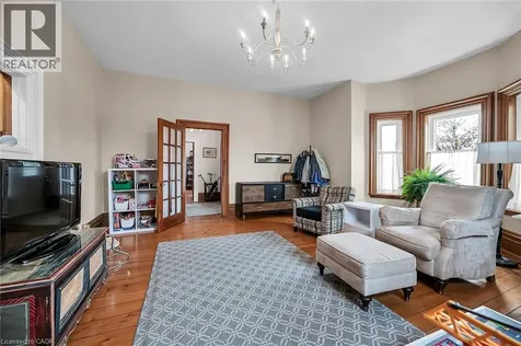 141 Mount Albion Road Hamilton ON L8K 5S7