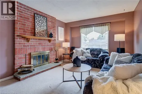 2055 Hunters Wood Drive Burlington ON L7M 2T9