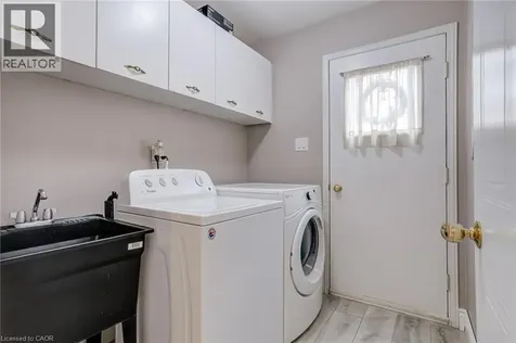 2055 Hunters Wood Drive Burlington ON L7M 2T9
