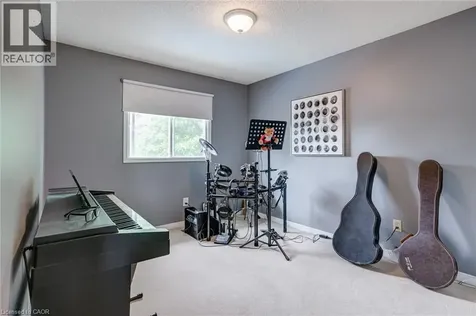 2055 Hunters Wood Drive Burlington ON L7M 2T9