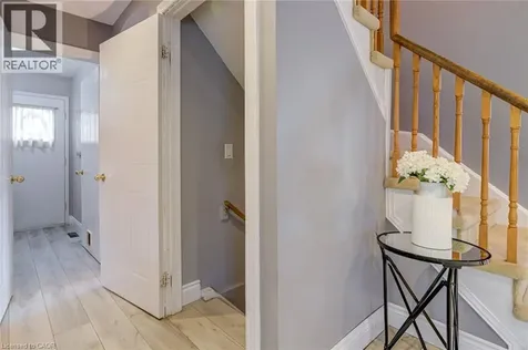 2055 Hunters Wood Drive Burlington ON L7M 2T9