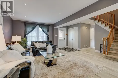2055 Hunters Wood Drive Burlington ON L7M 2T9