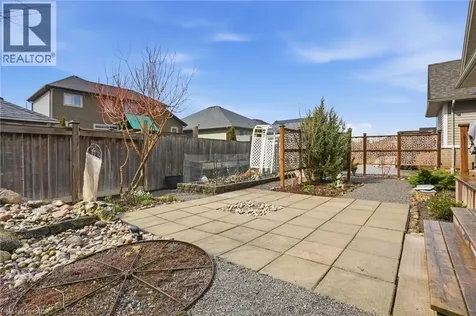 104 Anastasia Boulevard West Lincoln ON L0R 2A0