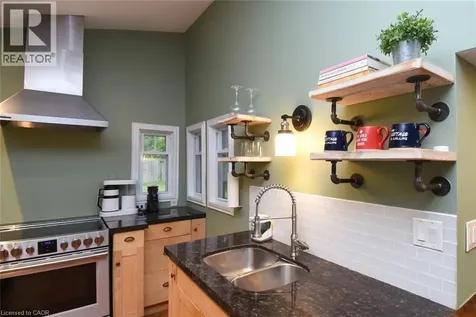 662 Old Dundas Road Ancaster ON L9G 3J5