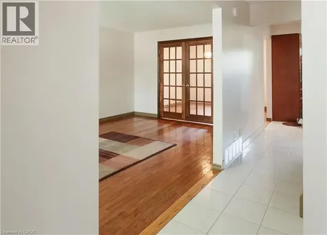 642 Cedargrove Place Waterloo ON N2L 4Y9