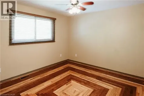 642 Cedargrove Place Waterloo ON N2L 4Y9