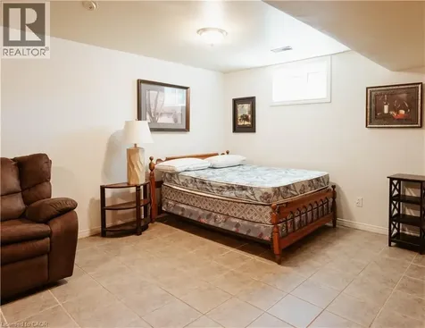 642 Cedargrove Place Waterloo ON N2L 4Y9