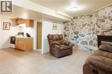 642 Cedargrove Place Waterloo ON N2L 4Y9