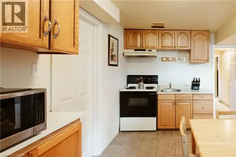642 Cedargrove Place Waterloo ON N2L 4Y9