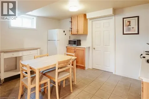 642 Cedargrove Place Waterloo ON N2L 4Y9