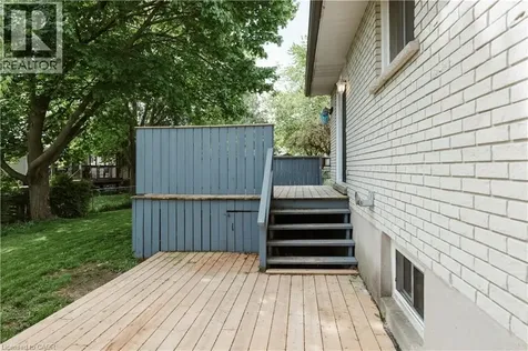 642 Cedargrove Place Waterloo ON N2L 4Y9
