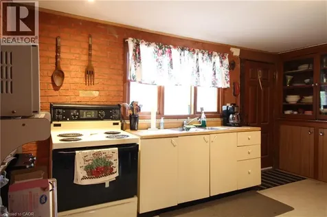 312 Ridgeway Road Crystal Beach ON L0S 1B0