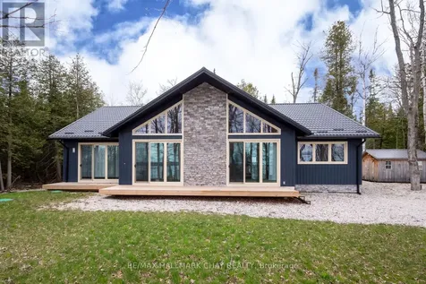 27 Whippoorwill Road Northern Bruce Peninsula ON N0H 1W0