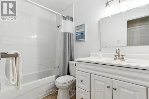 4634 Cosmic Place Ottawa ON K1B 4R8