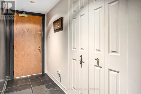 15 Murray Street Ottawa ON K1N 9M5