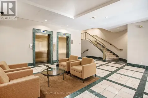 15 Murray Street Ottawa ON K1N 9M5
