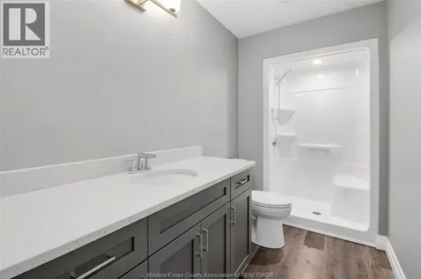 52 Belleview Drive Kingsville ON N0R 1B0