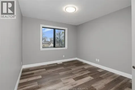 52 Belleview Drive Kingsville ON N0R 1B0